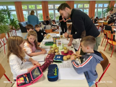 Kartoffelprojekt der 4. Klassen – Lernen mit allen Sinnen (Bild vergr&ouml;&szlig;ern)
