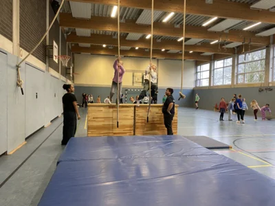 Besuch der Kardinal-von-Galen Schule