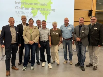 Gründung des interkommunalen Zusammenschlusses „Thüringisch-Fränkische Rennsteigregion“ (Bild vergr&ouml;&szlig;ern)