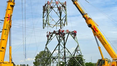 Meldung: Bayernwerk modernisiert Freileitung im Landkreis Kronach