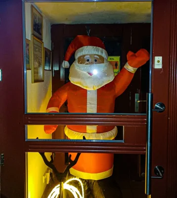 Adventsmarkt in Grebs lockt am 7. Dezember auf den Dreiseitenhof (Bild vergr&ouml;&szlig;ern)
