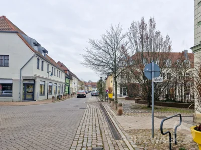 Die Pritzwalker Roßstraße, hier im Bild, und die Marktstraße werden wegen des Weihnachtsmarktes ab Montag, 8. Dezember, voll gesperrt. Foto: Stadt Pritzwalk (Bild vergr&ouml;&szlig;ern)