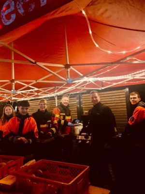 Weihnachtsmarkt am Seelower Hort (Bild vergr&ouml;&szlig;ern)
