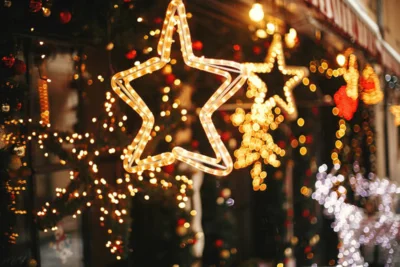 LED-Weihnachtsbeleuchtung, Foto: istock (Bild vergr&ouml;&szlig;ern)