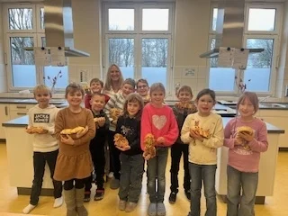 Stutenkerle backen Klasse 2a