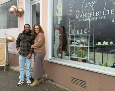 Neuer Concept Store „Mandelblüte“ in der Ortsmitte von Ormesheim. Foto: Milena Schmitt-Hossain und Mohammad Hossain