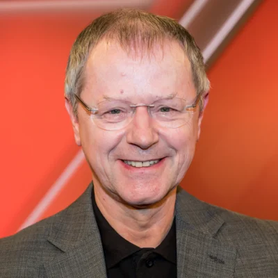 Christoph Butterwegge zu Gast beim HVD NRW - Die Scham der Armut muss die Seite wechseln. (Bild vergr&ouml;&szlig;ern)