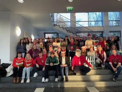 Foto zur Meldung: Bunt, festlich, weihnachtlich!