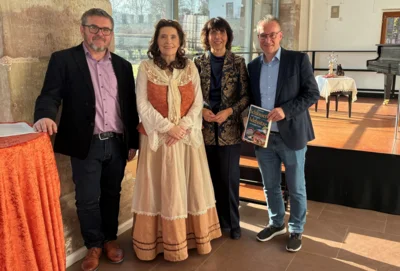Foto zur Meldung: Verlorene Schlösser und verborgene Adelssitze – Buchpräsentation in der Orangerie Blieskastel
