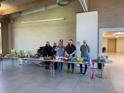 Weihnachtsbuffet (Bild vergr&ouml;&szlig;ern)