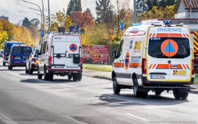 Achtung Kolonne: Sicherer Umgang mit geschlossenen Fahrzeugverbänden (Bild vergr&ouml;&szlig;ern)