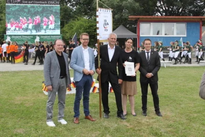 Meldung: Wiesbaden, 18. Juni 2025 Staatsehrenpreis für Pferdezüchter Stefan Althans