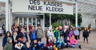 Die Wilhelmschule im Theater Pforzheim (Bild vergr&ouml;&szlig;ern)