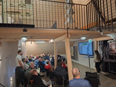 Großes Interesse im Infozentrum Bergbau & Geologie (Bild vergr&ouml;&szlig;ern)