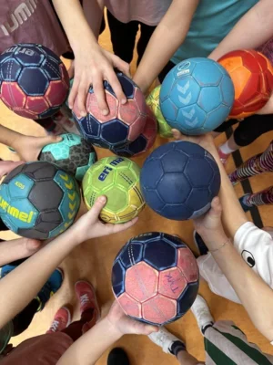 Foto zur Meldung: Fußballturnier der Mädchen Foto zur Meldung: Fußballturnier der Mädchen