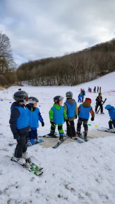 Skiabteilung nutzt den ersten Schnee auf der Alb (Bild vergr&ouml;&szlig;ern)