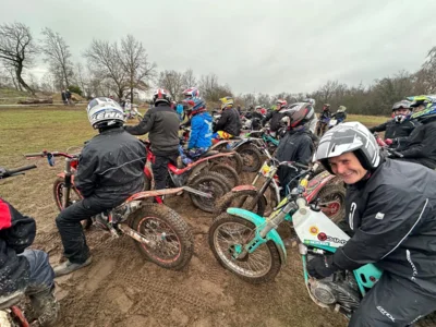 Enduro Frühstart beim MSC Klein-Krotzenburg (Bild vergr&ouml;&szlig;ern)