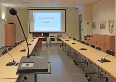 Foto: Sitzungssaal © Gemeinde Rangsdorf - AL14 Foto zur Meldung: Neues Mitglied in der Gemeindevertretung