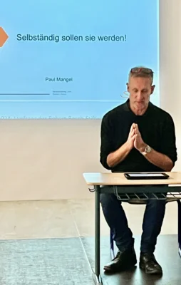 Vorschaubild zur Meldung: Selbstständig sollen sie werden - Elternforum gut besucht