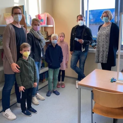 Meldung: Bürgermeister zu Besuch in der Schulbücherei der Grundschule Wekeln