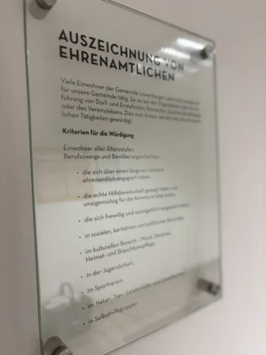 Ehrentafeln würdigen ehrenamtliches Engagement im Löwenberger Land (Bild vergr&ouml;&szlig;ern)