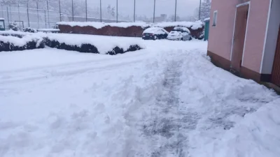 KEIN Winterdienst (Bild vergr&ouml;&szlig;ern)