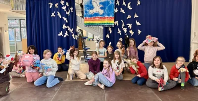 Vorschaubild zur Meldung: Spielezeit am Zeugnisausgabetag