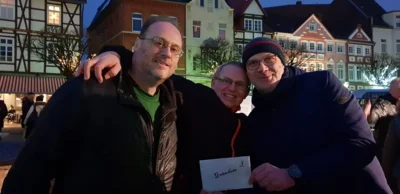 1. Tannenbaumweitwurf Aktion 2019 (Bild vergr&ouml;&szlig;ern)