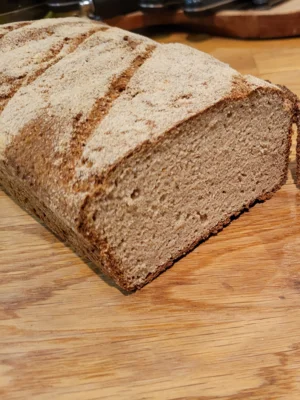 Ballaststoffbrot (Bild vergr&ouml;&szlig;ern)