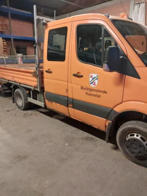 Mercedes-Sprinter zu verkaufen (Bild vergr&ouml;&szlig;ern)