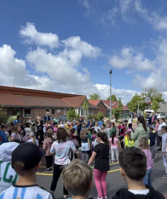 Spiel- und Sportfest am 5. Juni (Bild vergr&ouml;&szlig;ern)