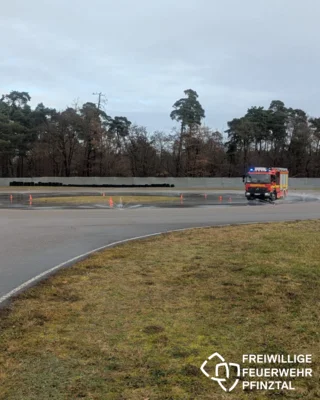 Fahrsicherheitstraining am Baden Airpark (Bild vergr&ouml;&szlig;ern)
