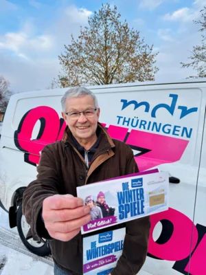 2000 Euro für den Wiederaufbau der Tischtennisplatte im Von-Seckendorff-Park