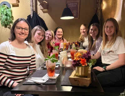 Abschluss des Teamevents der FCR-Damen war ein gemeinsamer Restaurantbesuch (Bildnachweis: MC) (Bild vergr&ouml;&szlig;ern)