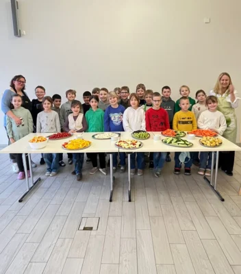 Foto zur Meldung: Gesunder Pausensnack Klasse 2a Foto zur Meldung: Gesunder Pausensnack Klasse 2a