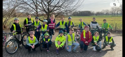 Radfahrtraining und Radfahrprüfung (Bild vergr&ouml;&szlig;ern)