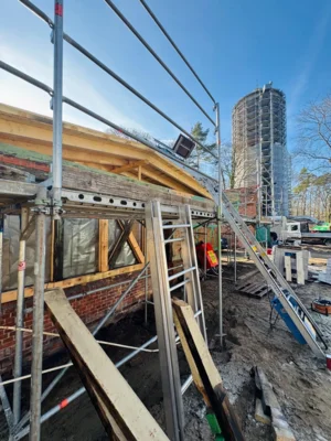 Trinkhalle und Wasserturm im Stadtpark I Foto: Martin Ferch (Bild vergr&ouml;&szlig;ern)