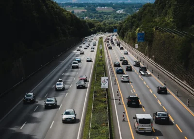 Autobahn: Tipps für Fahranfänger (Bild vergr&ouml;&szlig;ern)