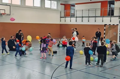 Fasching bei der Kindersportstunde des SV 1919 Prösen e.V. (Bild vergr&ouml;&szlig;ern)