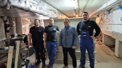 Arbeiten an der Filtertechnik im Hallenbad gehen voran (Bild vergr&ouml;&szlig;ern)