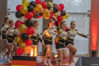 Meisterschaftsstimmung in Auerbachs SchlossArena (Bild vergr&ouml;&szlig;ern)