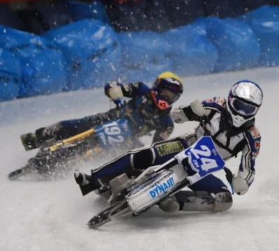 Eisspeedway: WM-Start mit Highlight Inzell (Bild vergr&ouml;&szlig;ern)