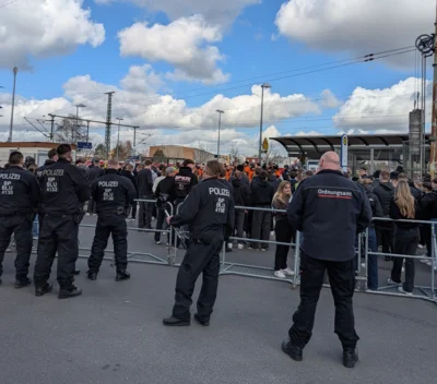 Sicherheit muss geübt werden – Bundespolizei trainiert im Stadtgebiet (Bild vergr&ouml;&szlig;ern)