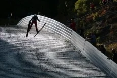 Skispringen um den Kloster Kreuzberg Pokal im bayrischen Haselbach (Bild vergr&ouml;&szlig;ern)