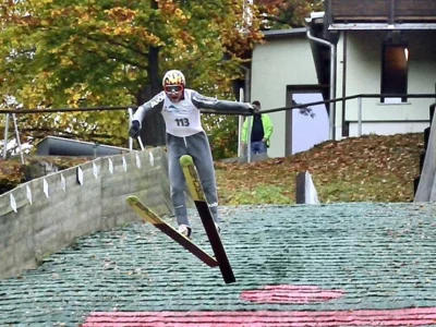 Deutsche Meisterschaften der Masters in der Sparkassenskiarena (Bild vergr&ouml;&szlig;ern)