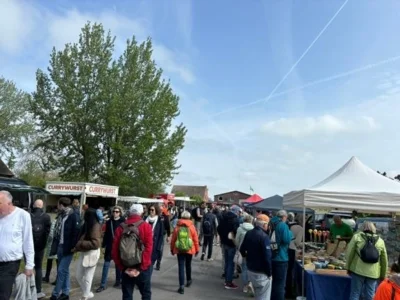 Foto: Der Oevenumer Dorfmarkt (Foto: Jessica Höffner) Foto zur Meldung: Oevenumer Dorfmarkt stellt sich für das Jahr 2026 neu auf