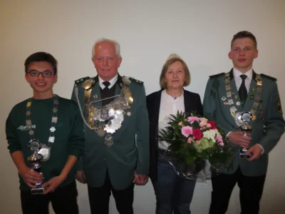 Bernd Scheele ist Schützenkönig (Bild vergr&ouml;&szlig;ern)