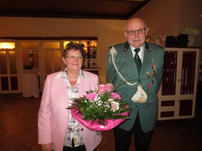 Winterfest mit Kohlessen - Heinz Krümpelbeck ist Kohlkönig (Bild vergr&ouml;&szlig;ern)