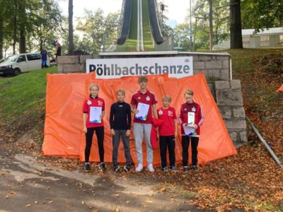 Zwei von fünf gelben Leibchen gehen nach Bad Freienwalde (Bild vergr&ouml;&szlig;ern)