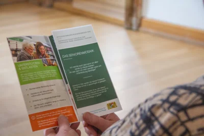 Beratungssprechstunden des Seniorenmosaiks in den Gemeinden: 13.04.2026 Ebermannsdorf, 15.04.2026 Ursensollen, 21.04.2026 Rieden, 29.04.2026 Kümmersbruck, 05.05.2026 Ensdorf, 19.05.2026 Schmidmühlen,